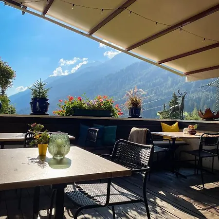 Hotel Tenne Arlberg - Boutique Hotel & Restaurant 3*